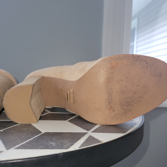 Chinese Laundry open toe slouchy Booties - Picture 3 of 8